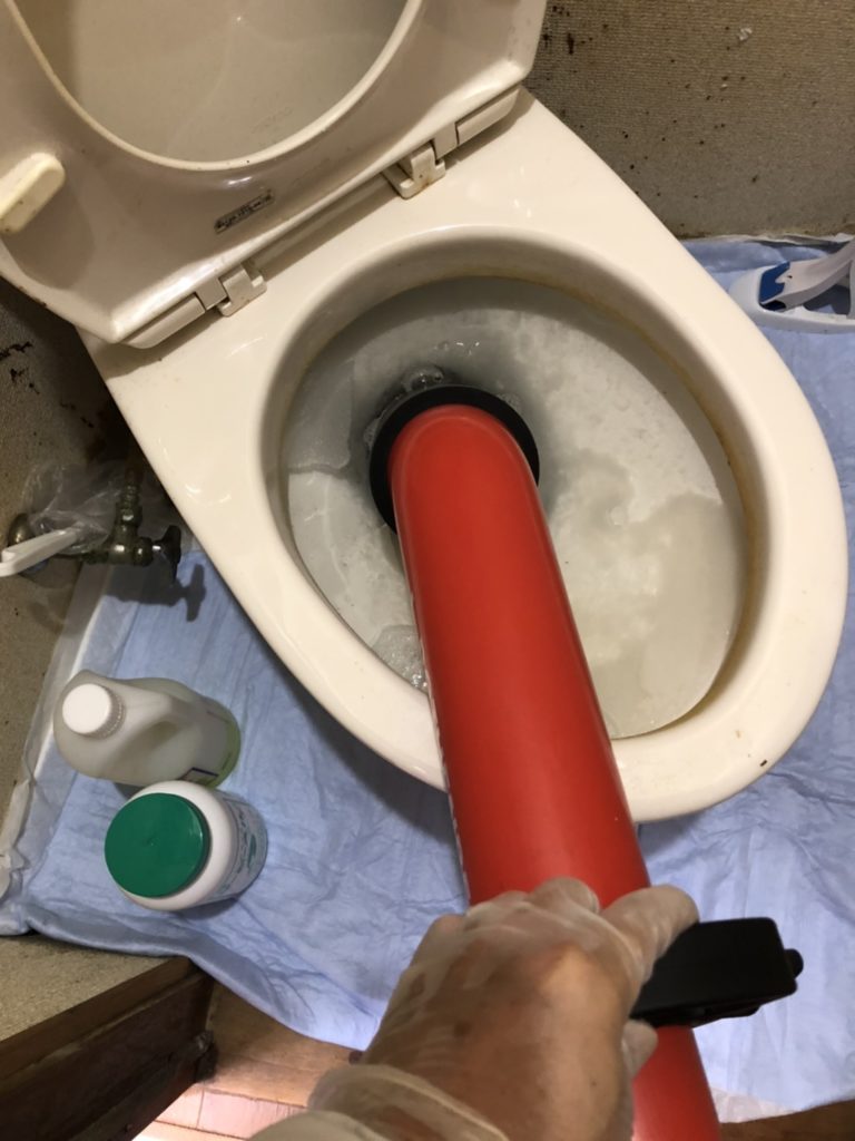 業務用のトイレ修理機材